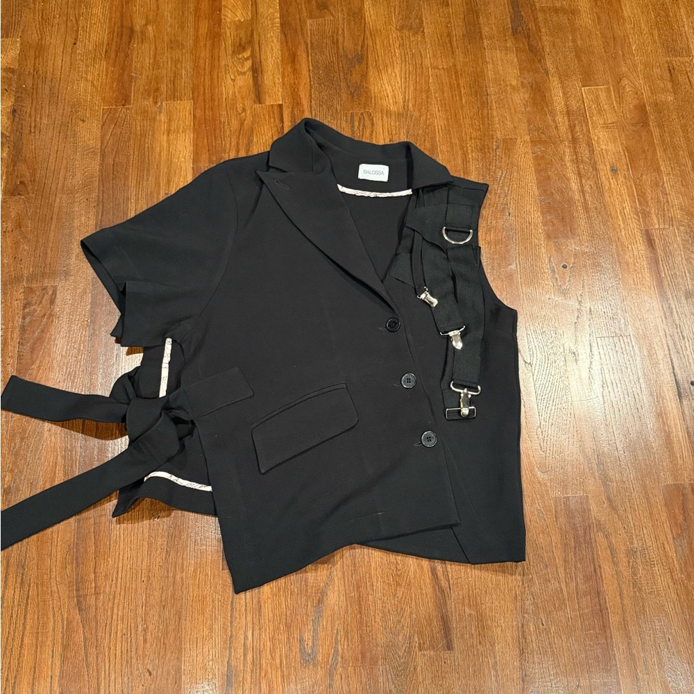 BALOSSA Asymmetrical Sleeveless Button Down top